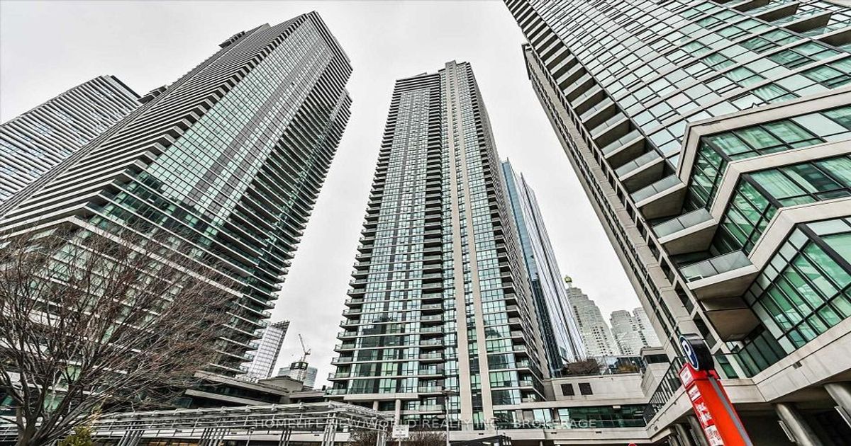 16 Harbour Street Toronto