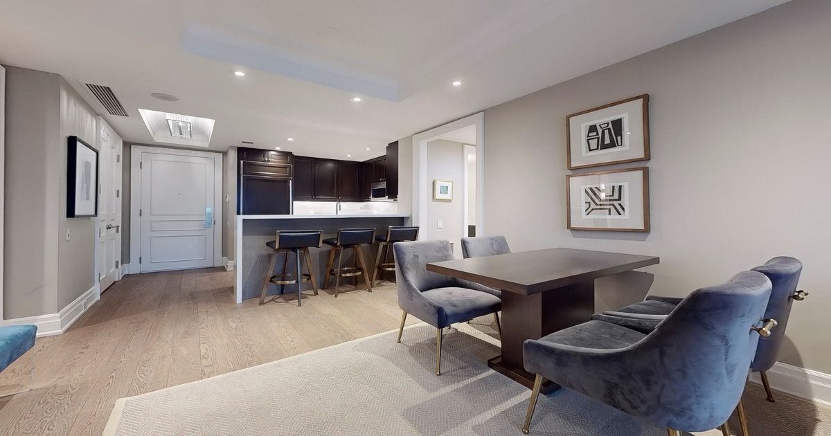 155 St Clair Avenue W Toronto