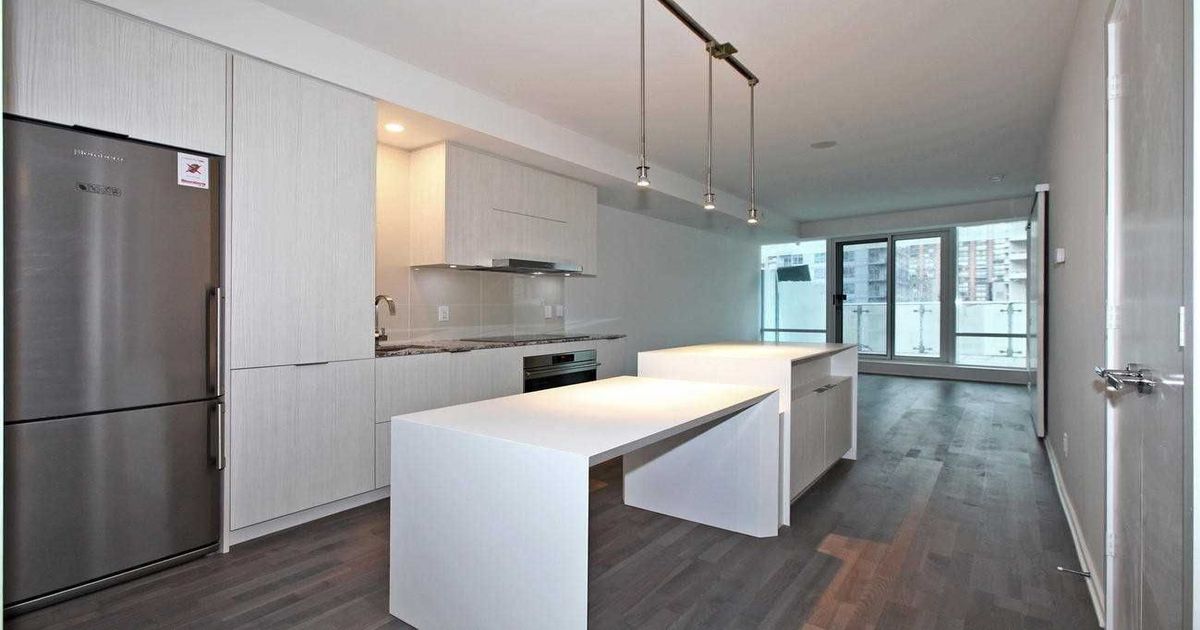 1 Bloor Street E Toronto