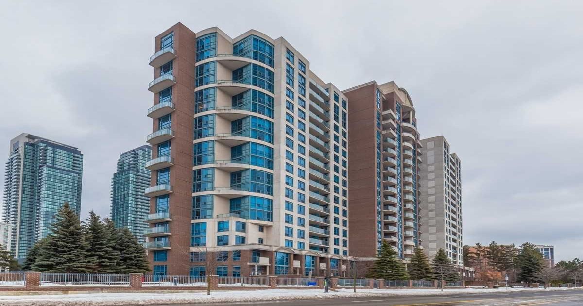 233 Beecroft Road Toronto
