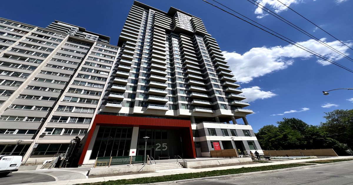 25 Holly Street Toronto
