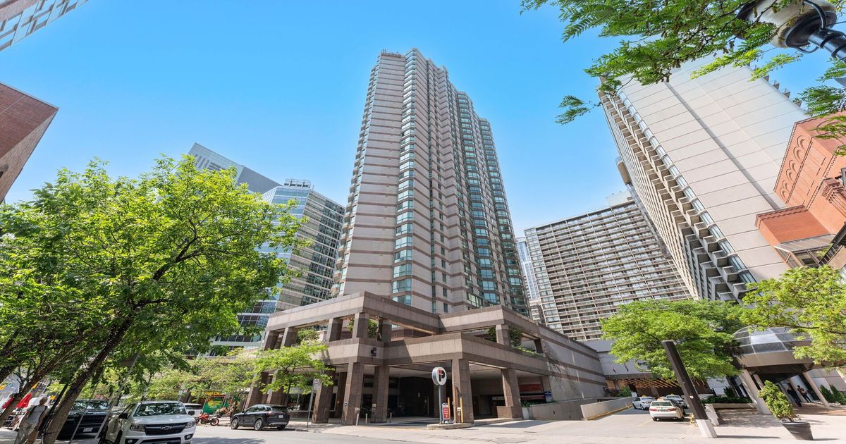 38 Elm Street Toronto