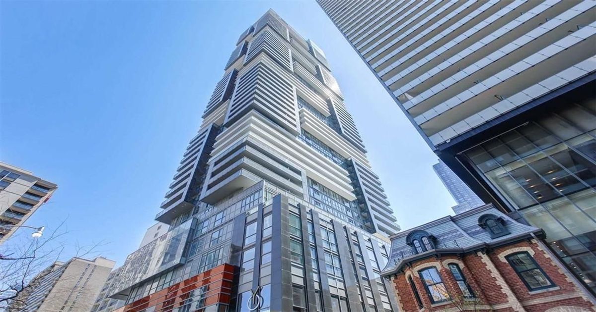 7 Grenville Street Toronto