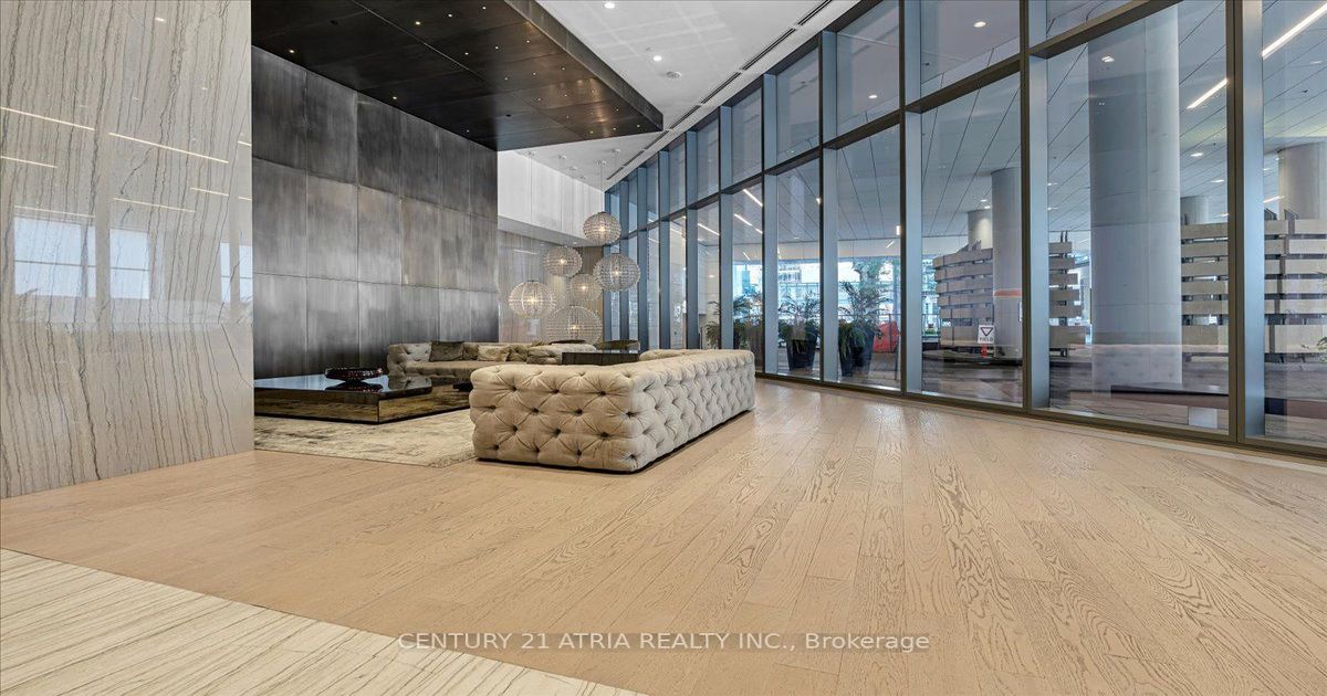 88 harbour Street Toronto