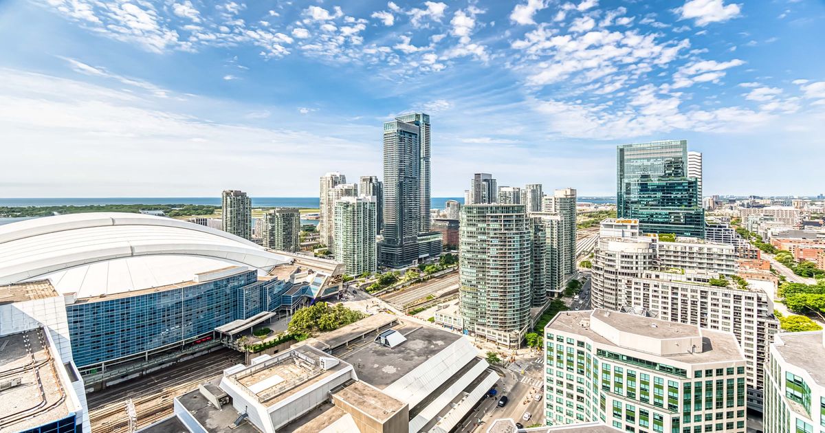 300 Front Street W Toronto