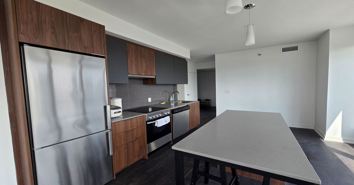 203 College Street Toronto