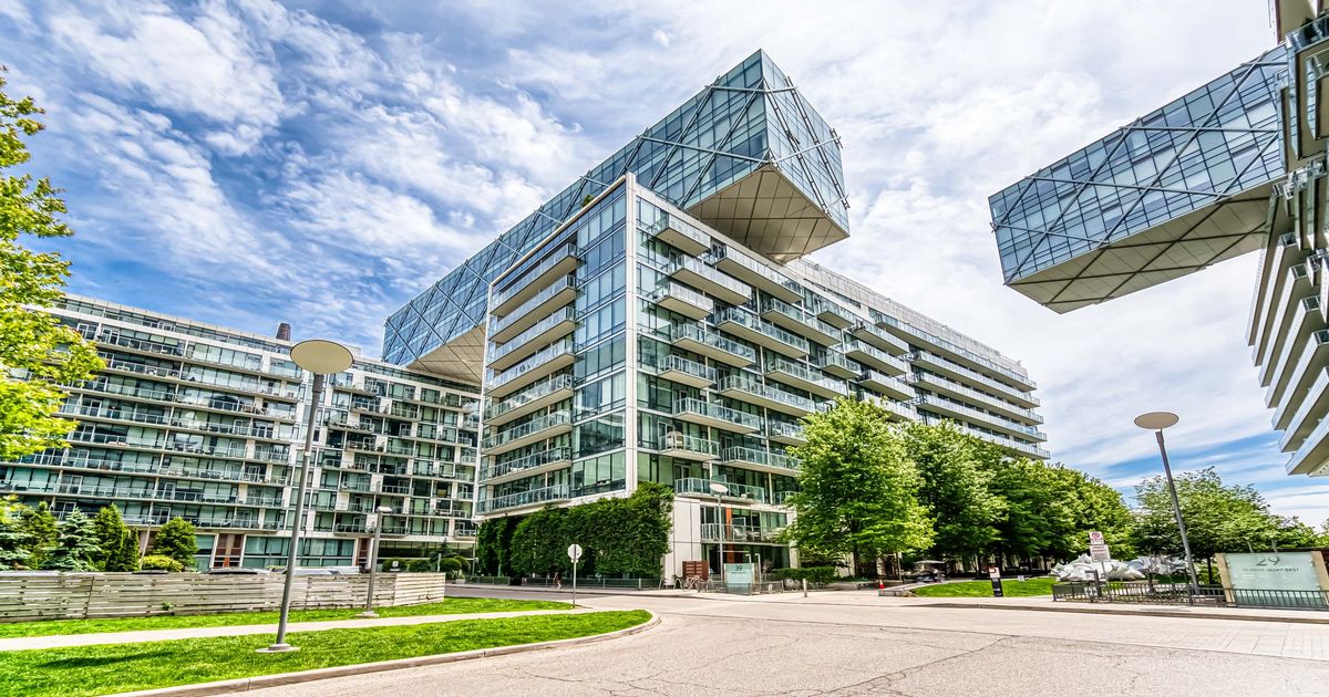 39 Queens Quay Toronto
