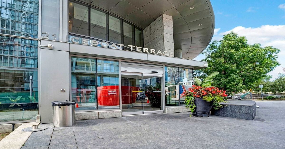 21 Iceboat Terrace Toronto