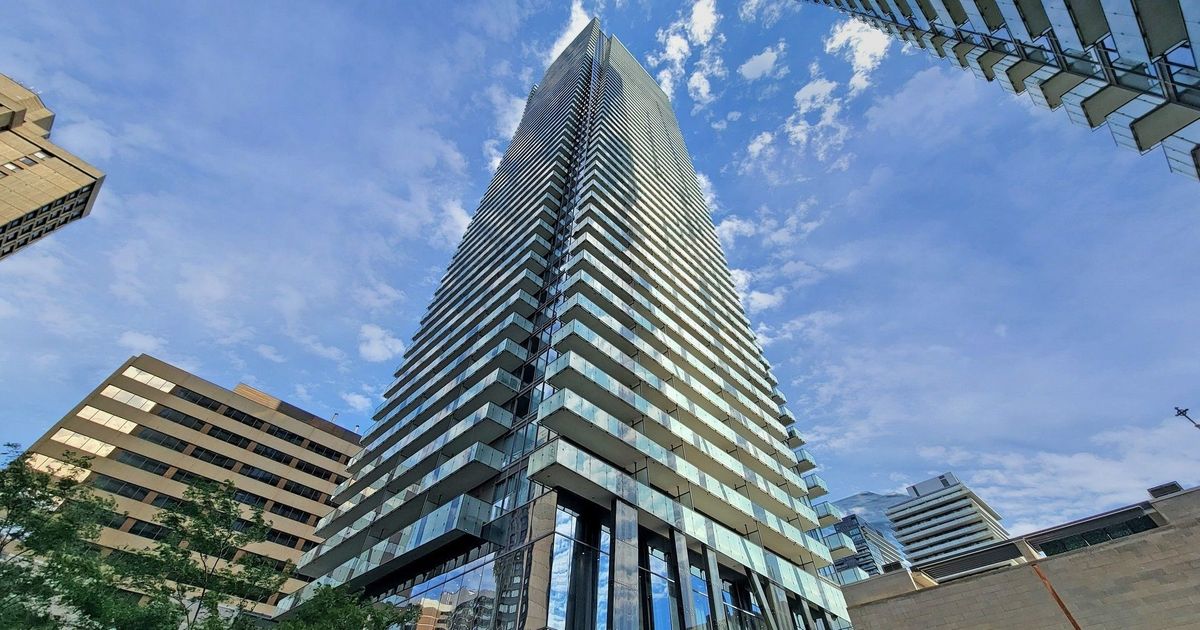 1080 Bay Street Toronto
