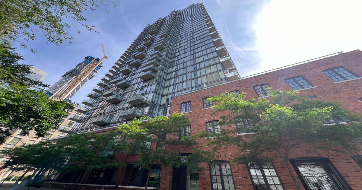 75 St Nicholas Street Toronto