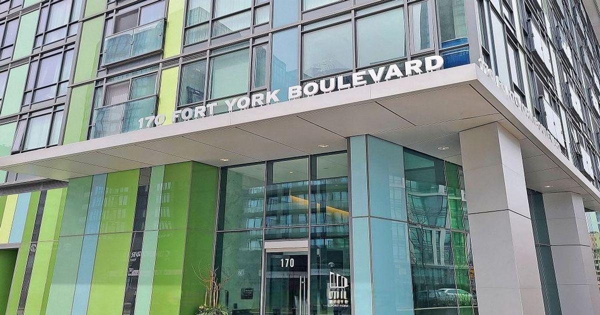170 Fort York Boulevard Toronto