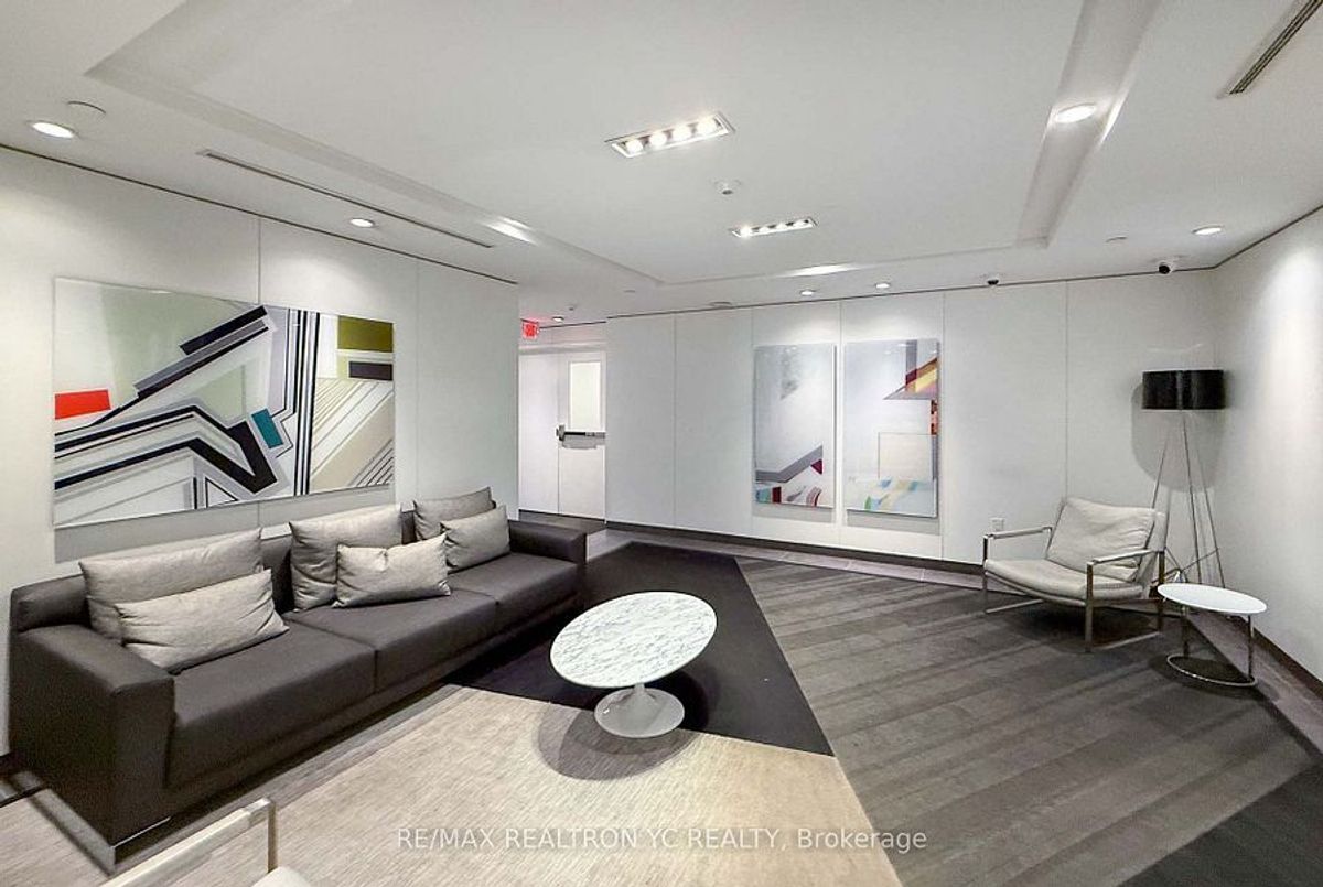 img-gallery