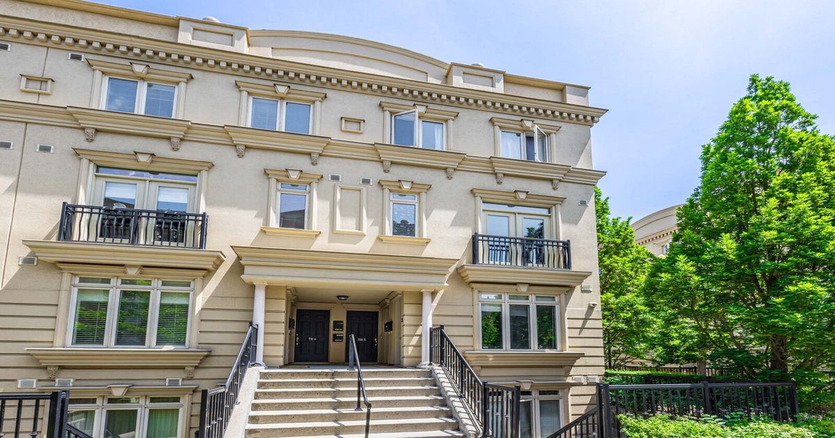 68 Carr Street Toronto