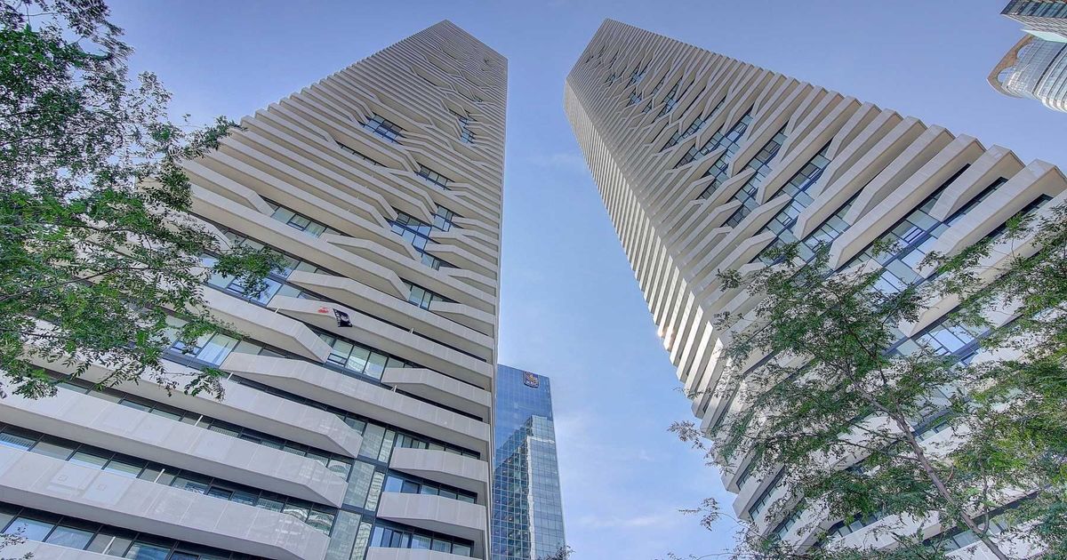 100 Harbour Street Toronto