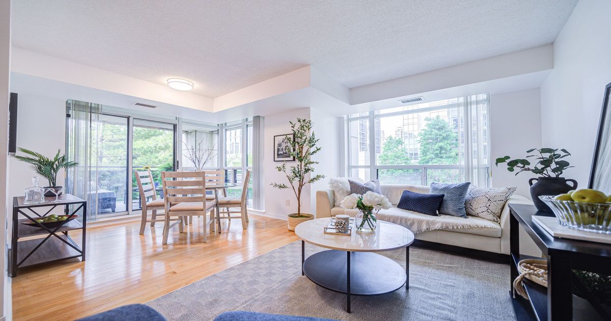 155 Beecroft Road Toronto