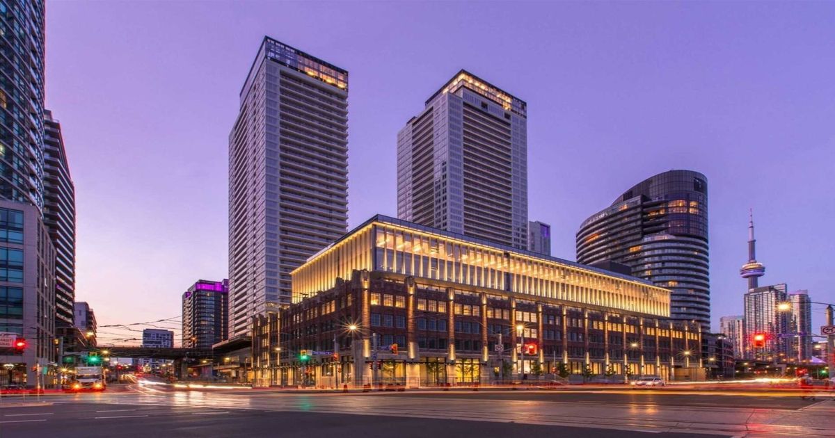 17 Bathurst Street Toronto