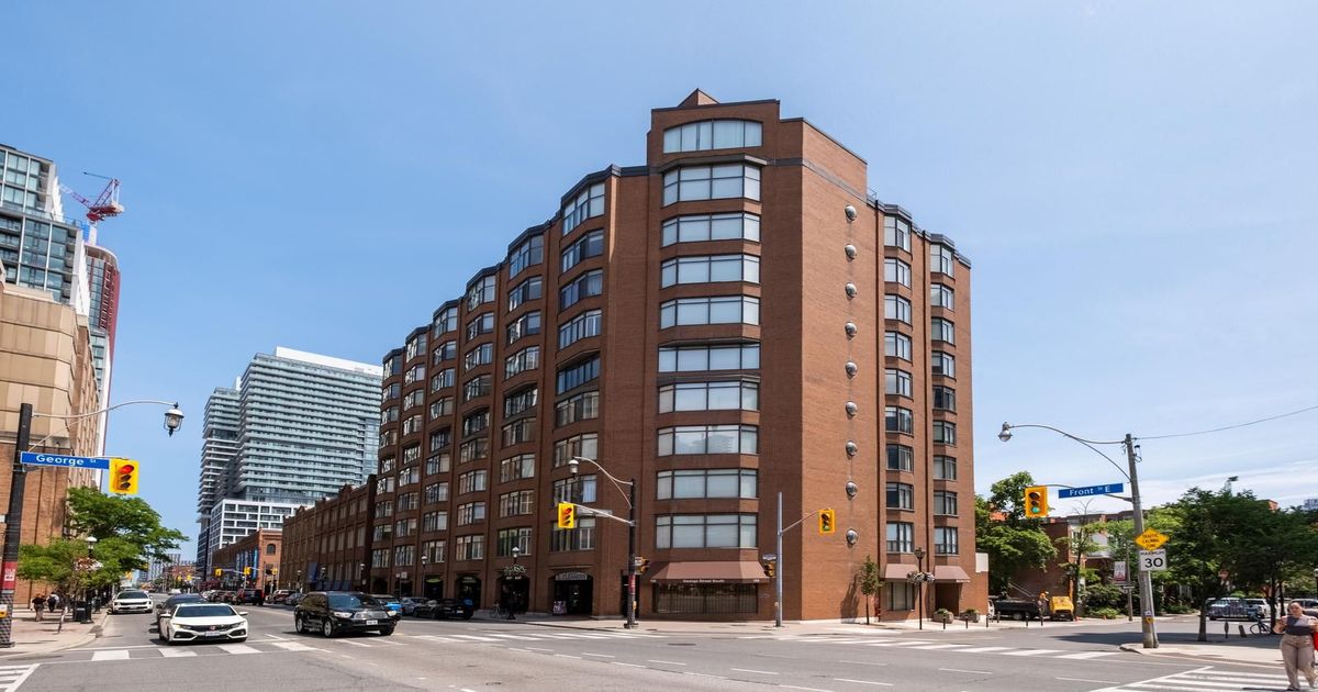 135 George Street S Toronto