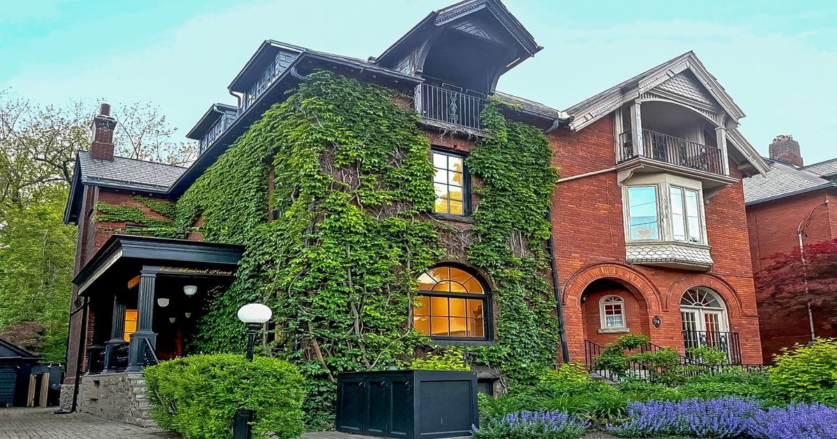 72 Admiral Road Toronto