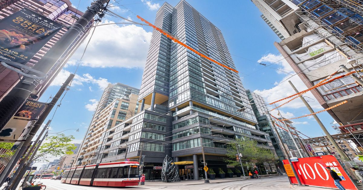 8 Charlotte Street Toronto