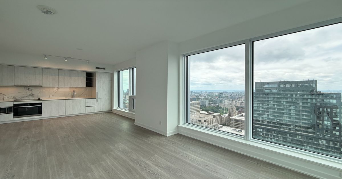 8 Wellesley Street W Toronto