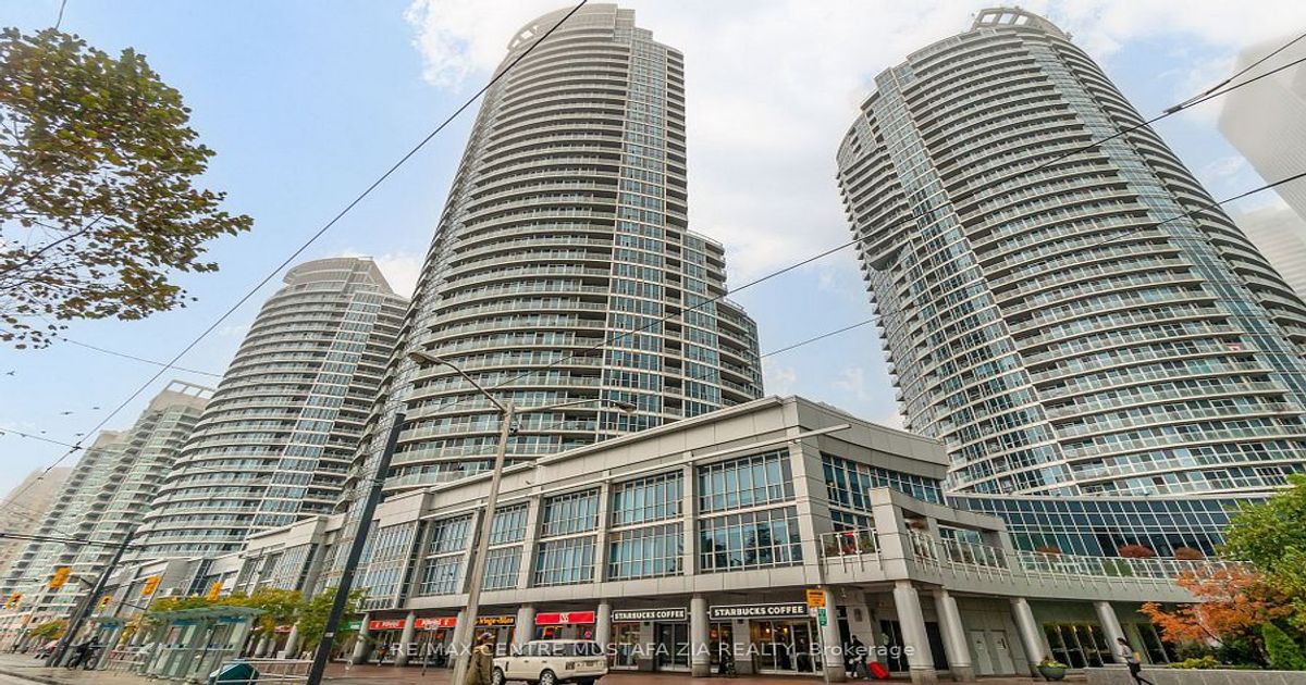 208 Queens Quay W Toronto