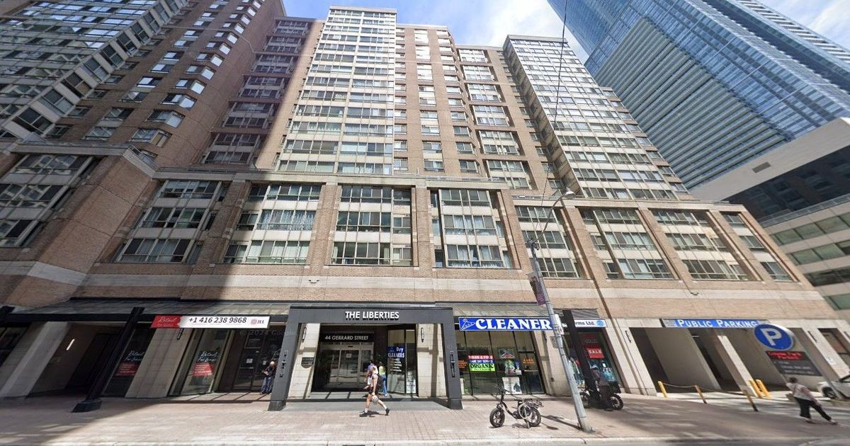 44 Gerrard Street W Toronto