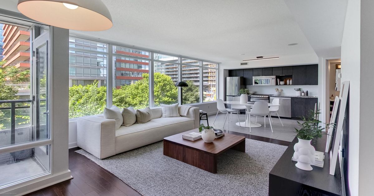 15 Brunel Court Toronto