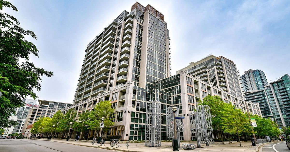 38 Grand Magazine Street Toronto