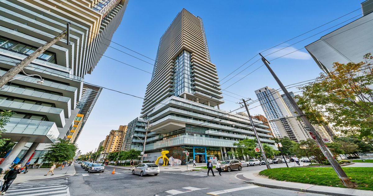 161 Roehampton Avenue Toronto