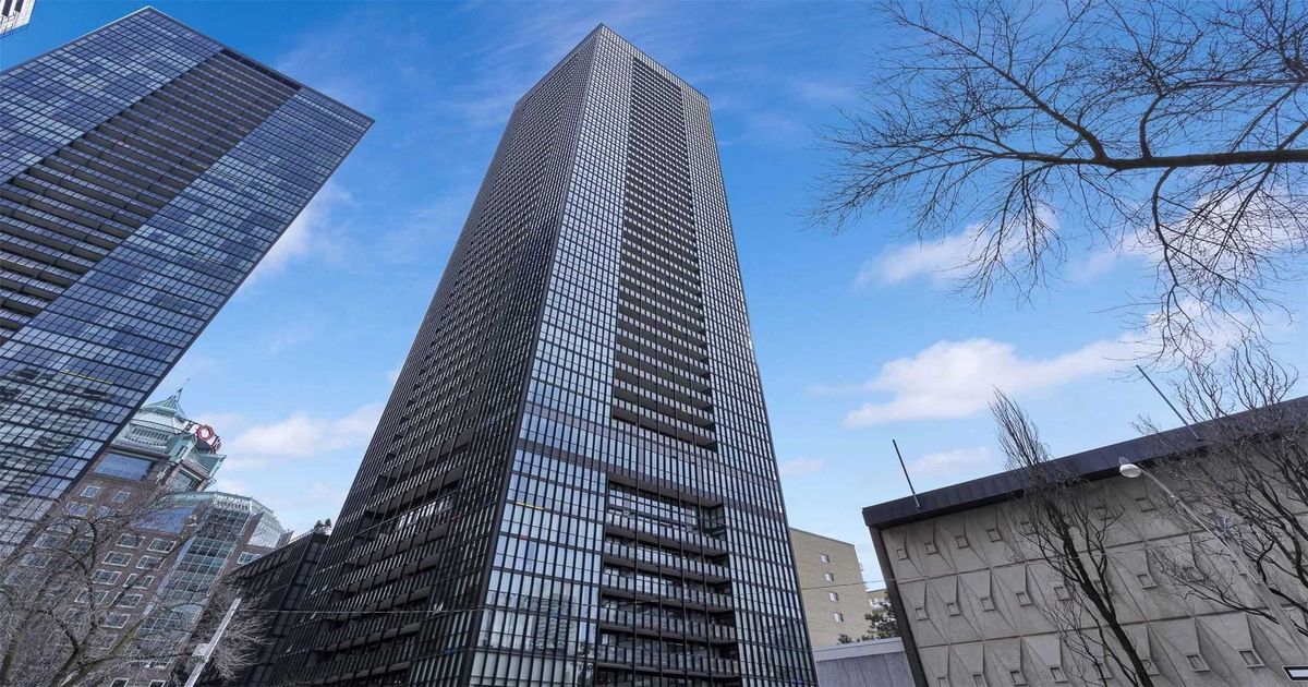101 Charles Street E Toronto