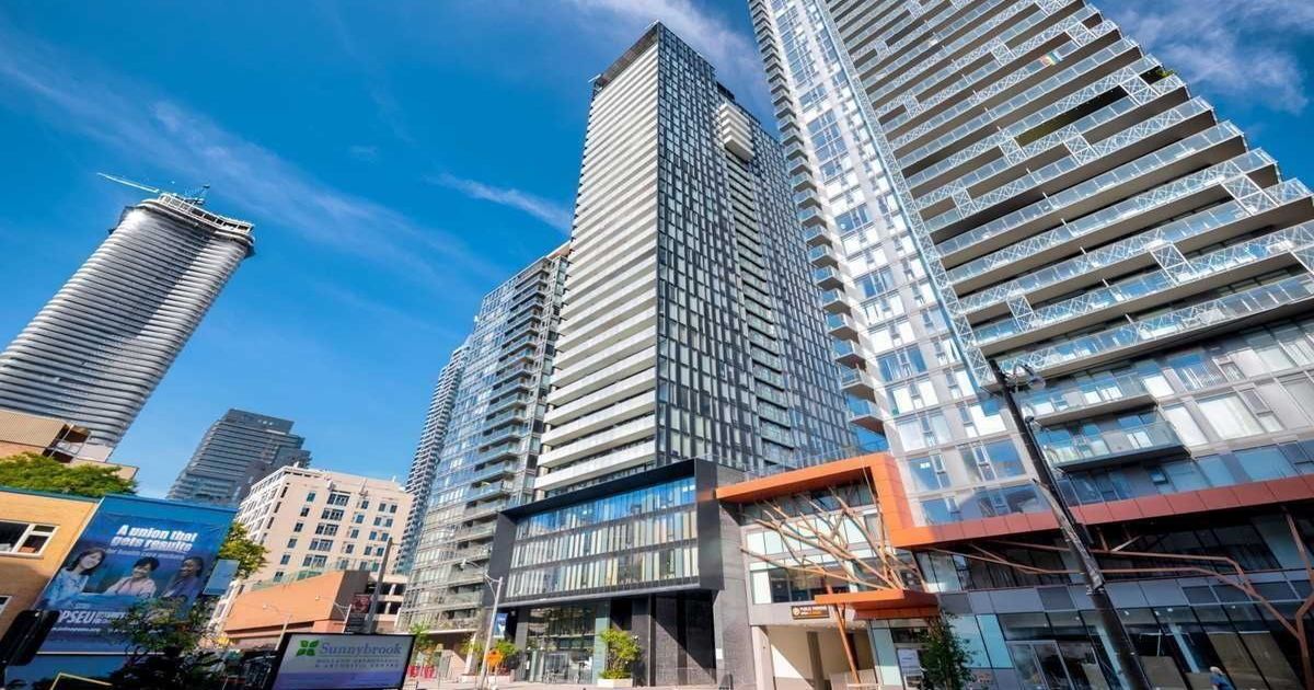 28 Wellesley Street E Toronto