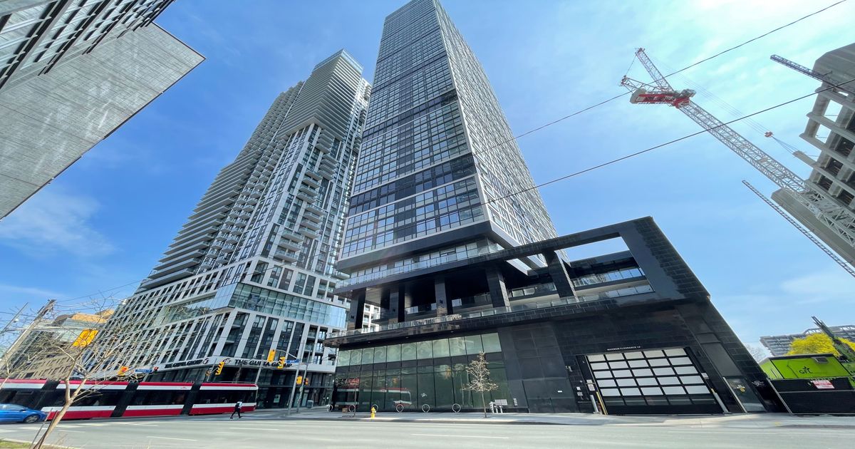 181 Dundas Street E Toronto
