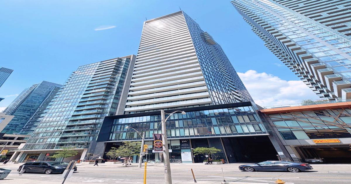 28 Wellesley Street E Toronto