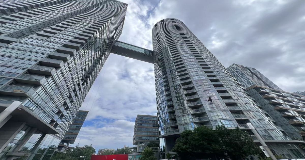 21 Iceboat Terrace Toronto
