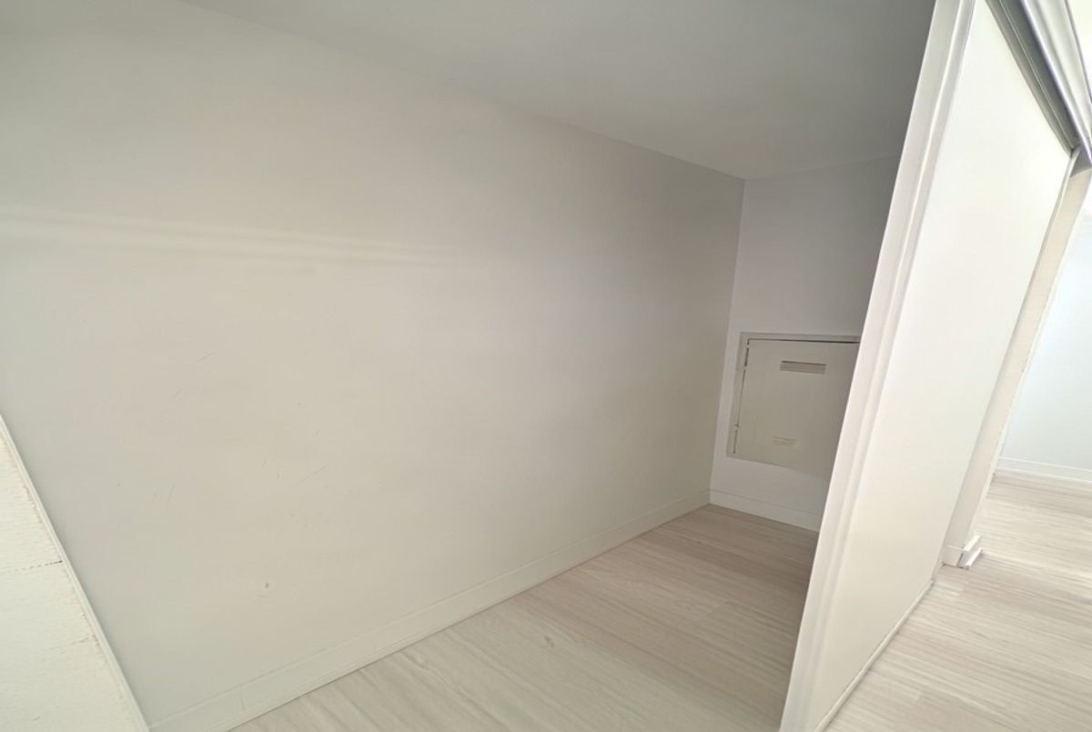 img-gallery