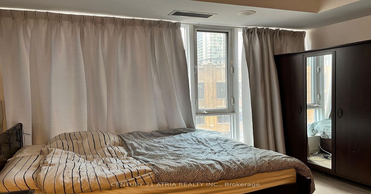 101 Peter Street Toronto