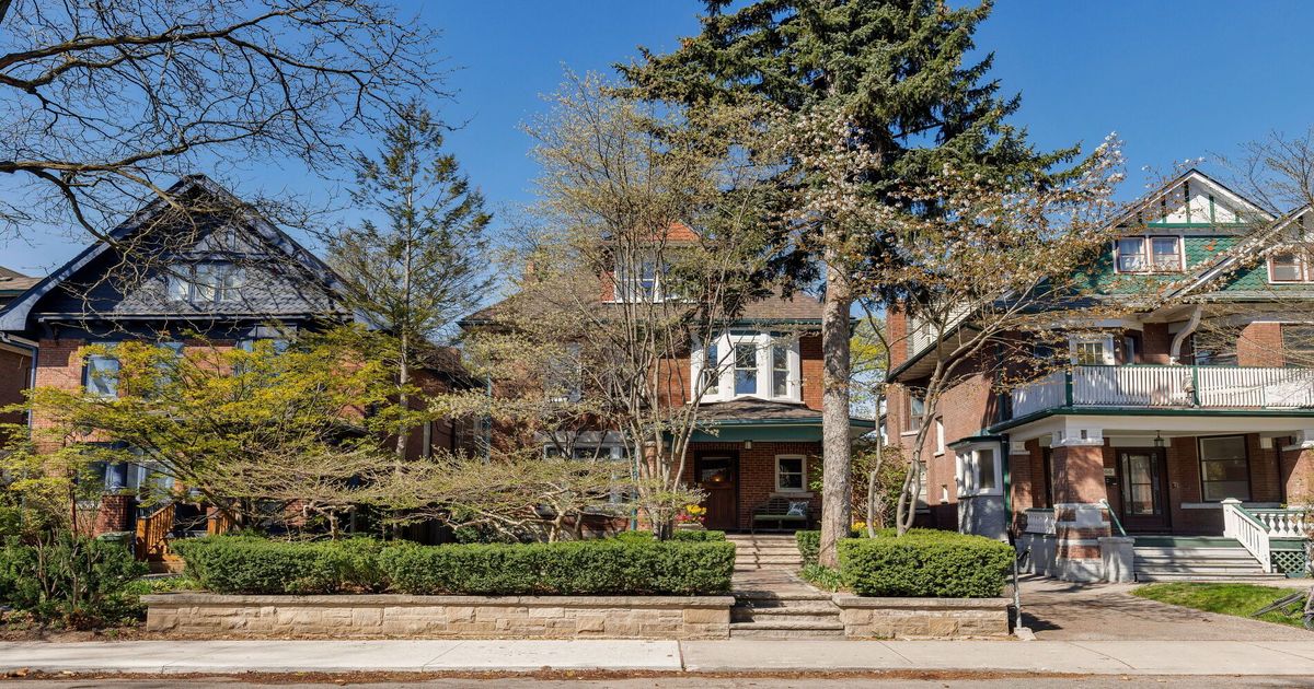 364 Palmerston Boulevard Toronto