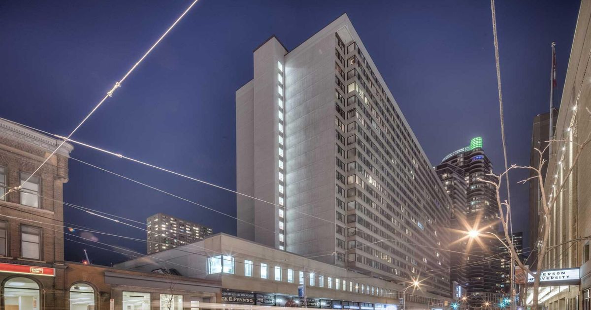 45 Carlton Street Toronto
