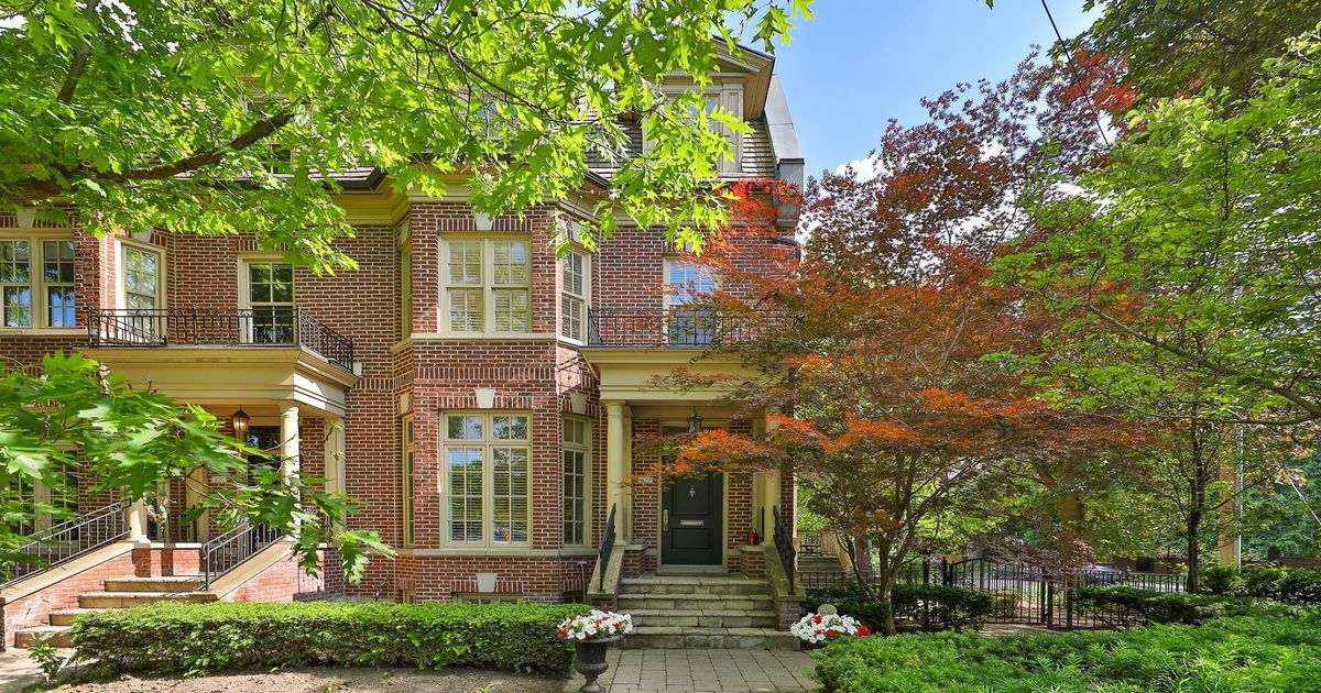 109 Lonsdale Road Toronto