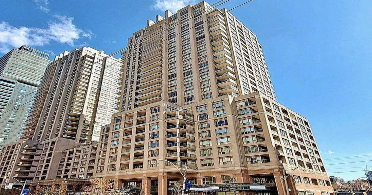 909 Bay Street Toronto