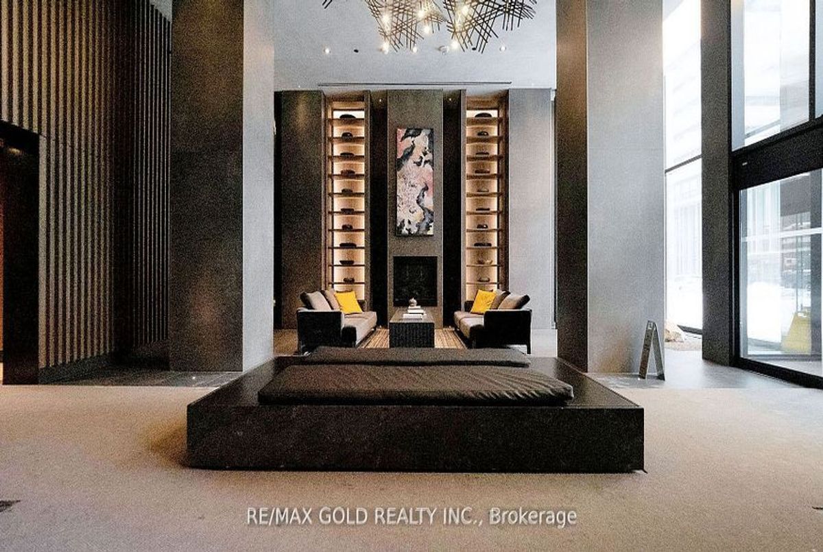 img-gallery