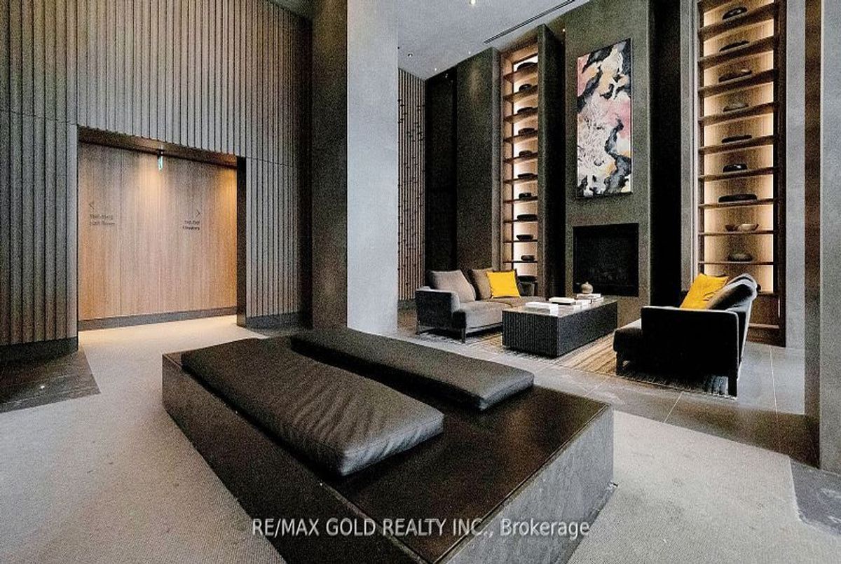 img-gallery