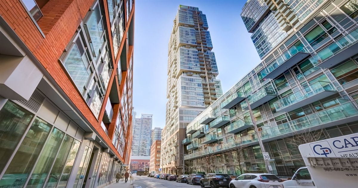 30 NELSON Street Toronto