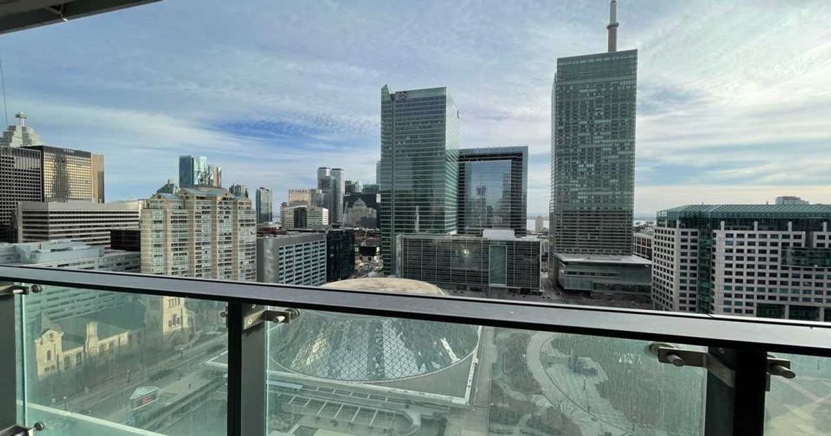 224 King Street W Toronto