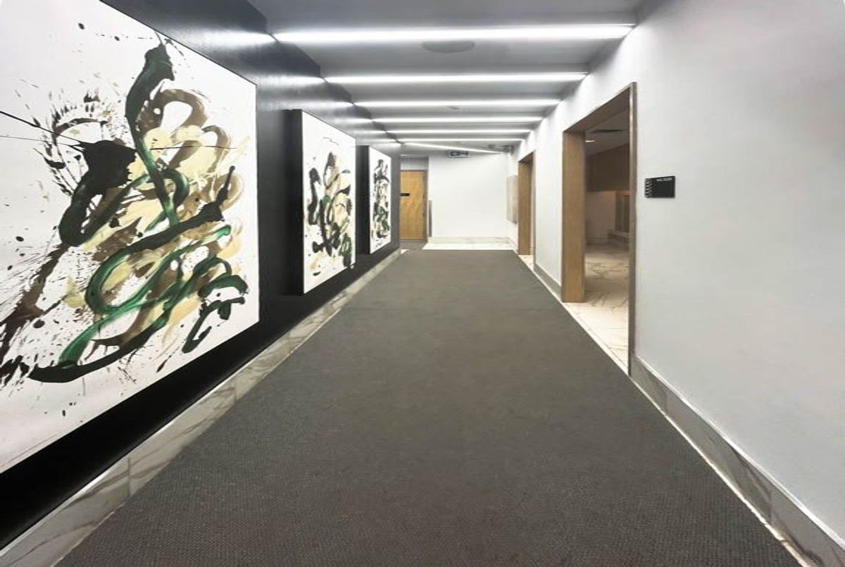 img-gallery