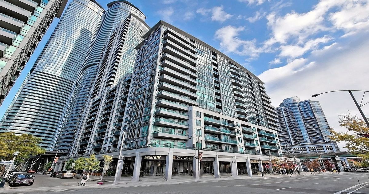 25 Lower Simcoe Street Toronto