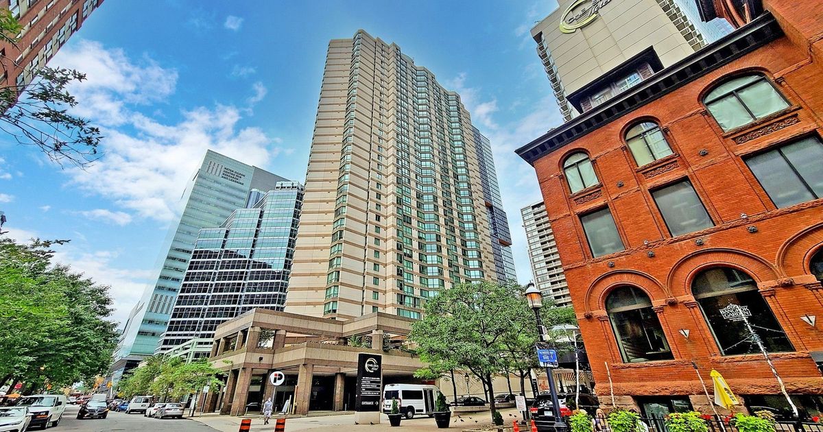 38 Elm Street Toronto