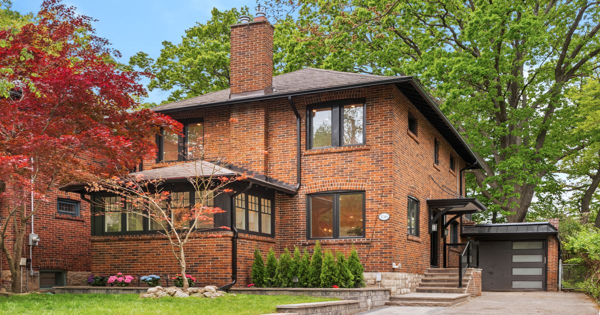 156 Welland Avenue Toronto
