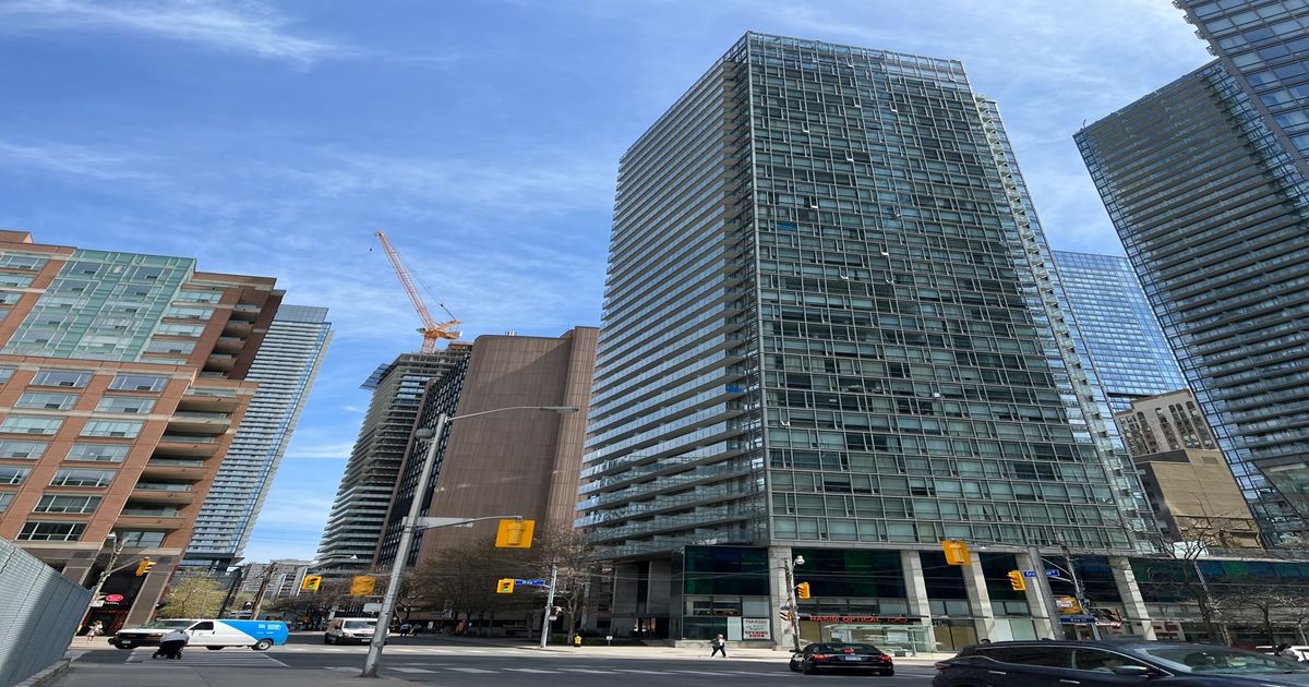 37 Grosvenor Street Toronto