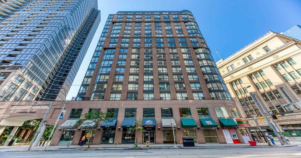 7 CARLTON Street Toronto